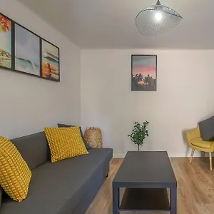 Endoume, T2 Au Calme, Terrasse, 13007 , Marseille France